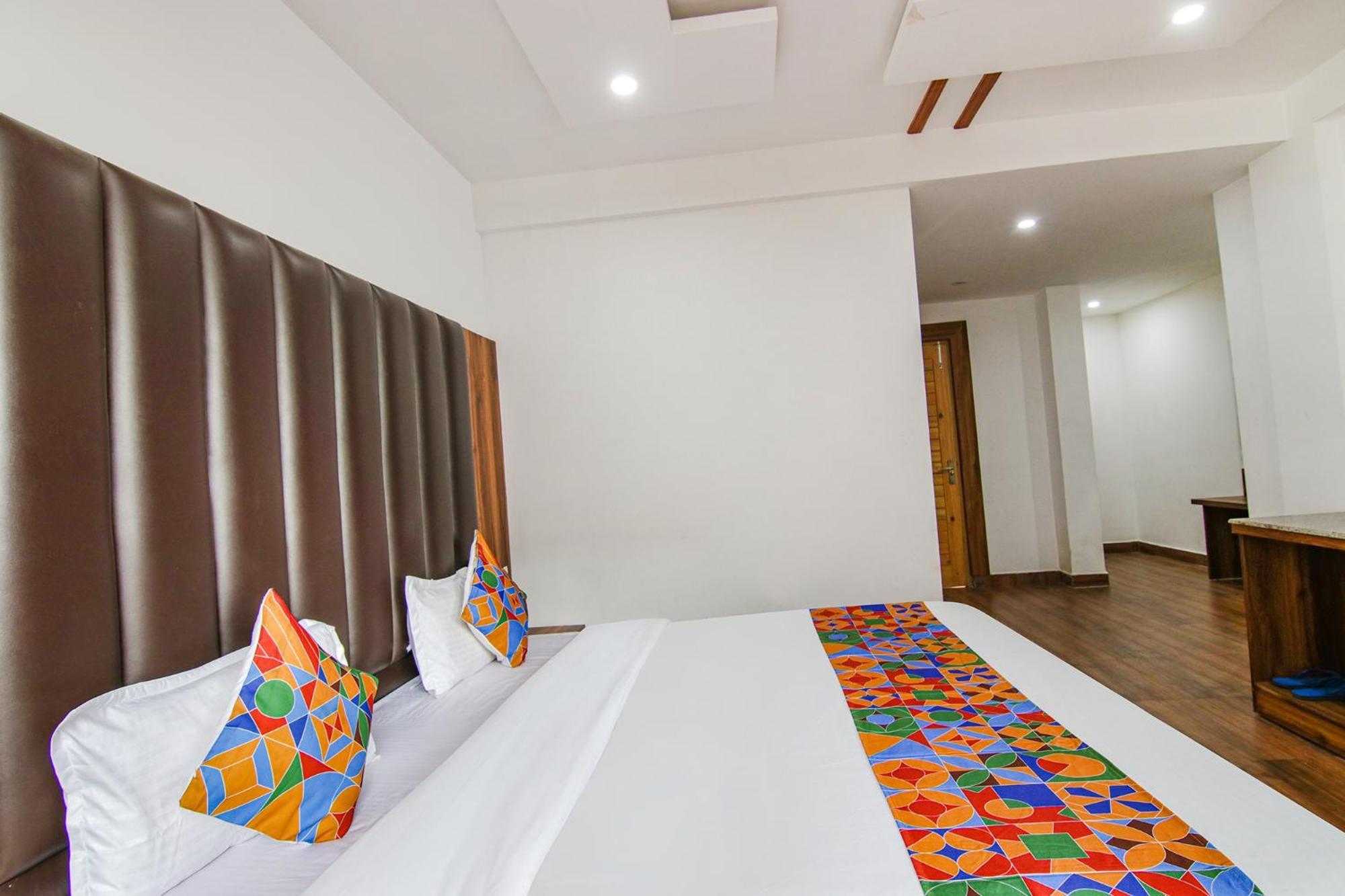 Fabhotel Ayana Inn Dharamshala Exterior photo
